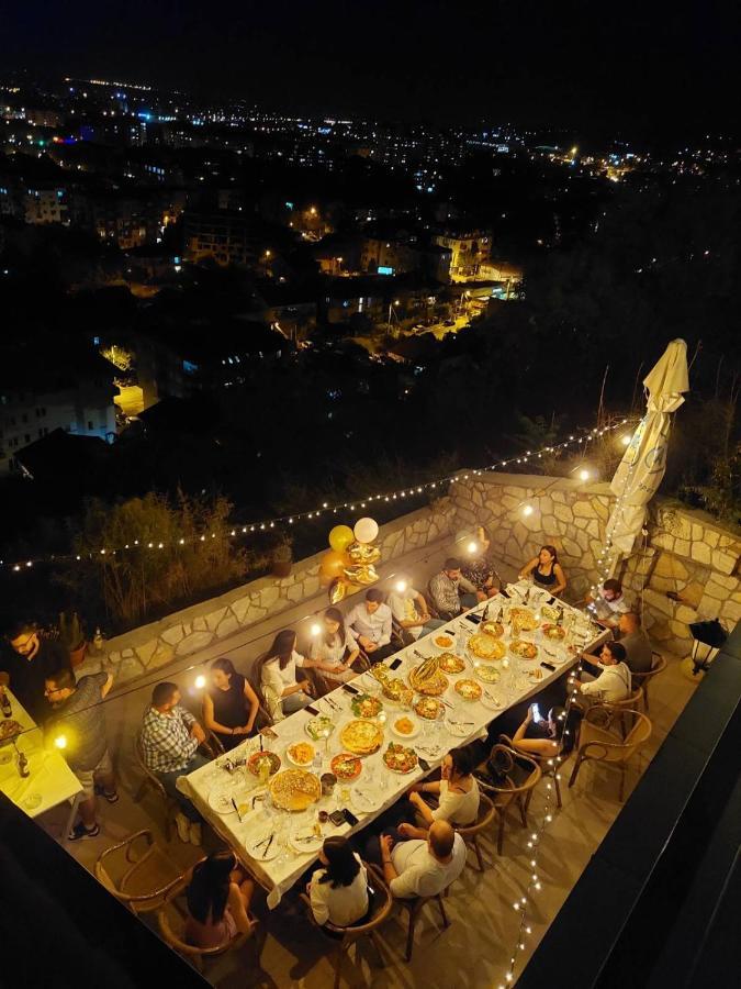 Villa Eleni Apartments Скопье Экстерьер фото