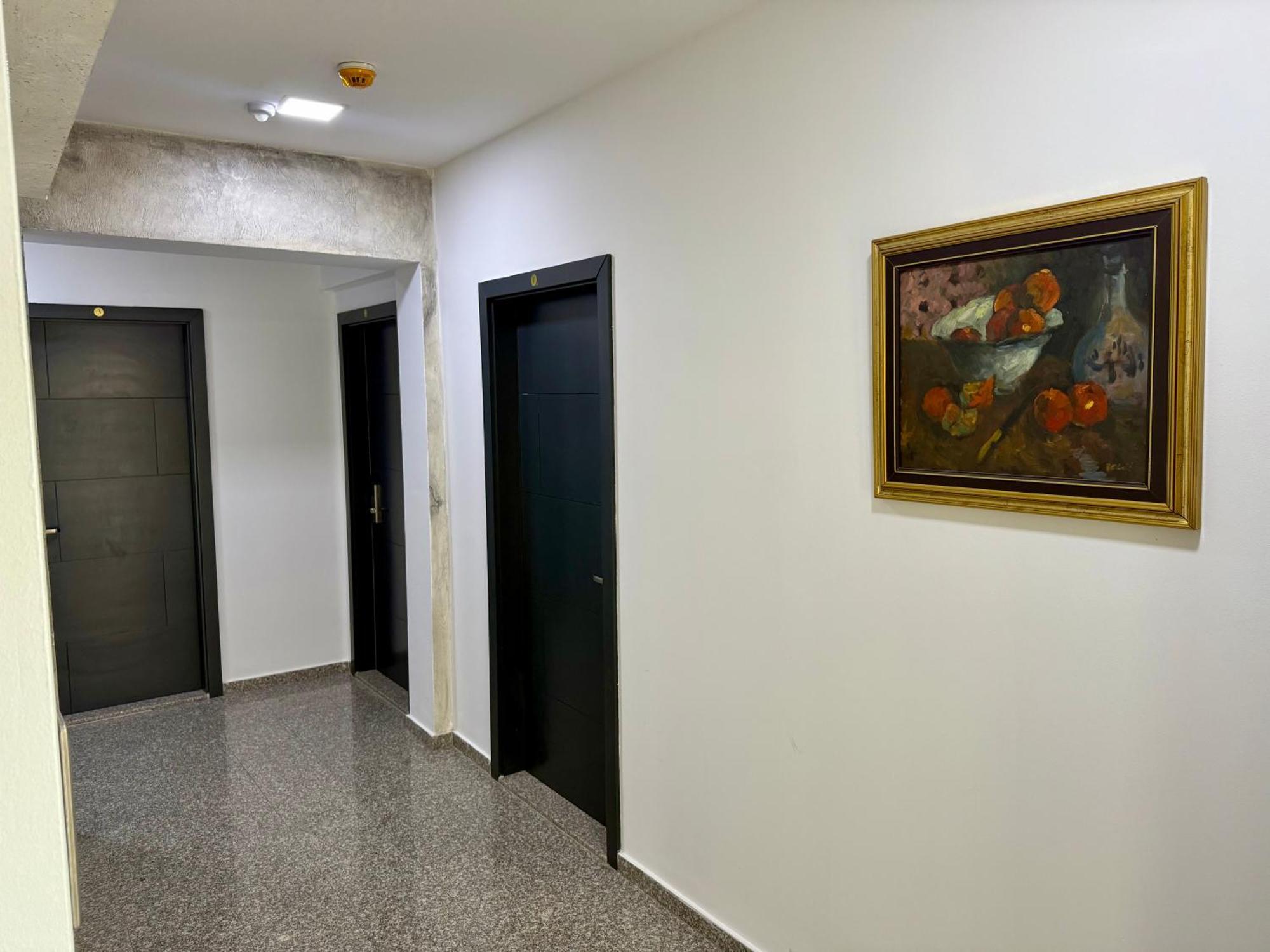 Villa Eleni Apartments Скопье Экстерьер фото